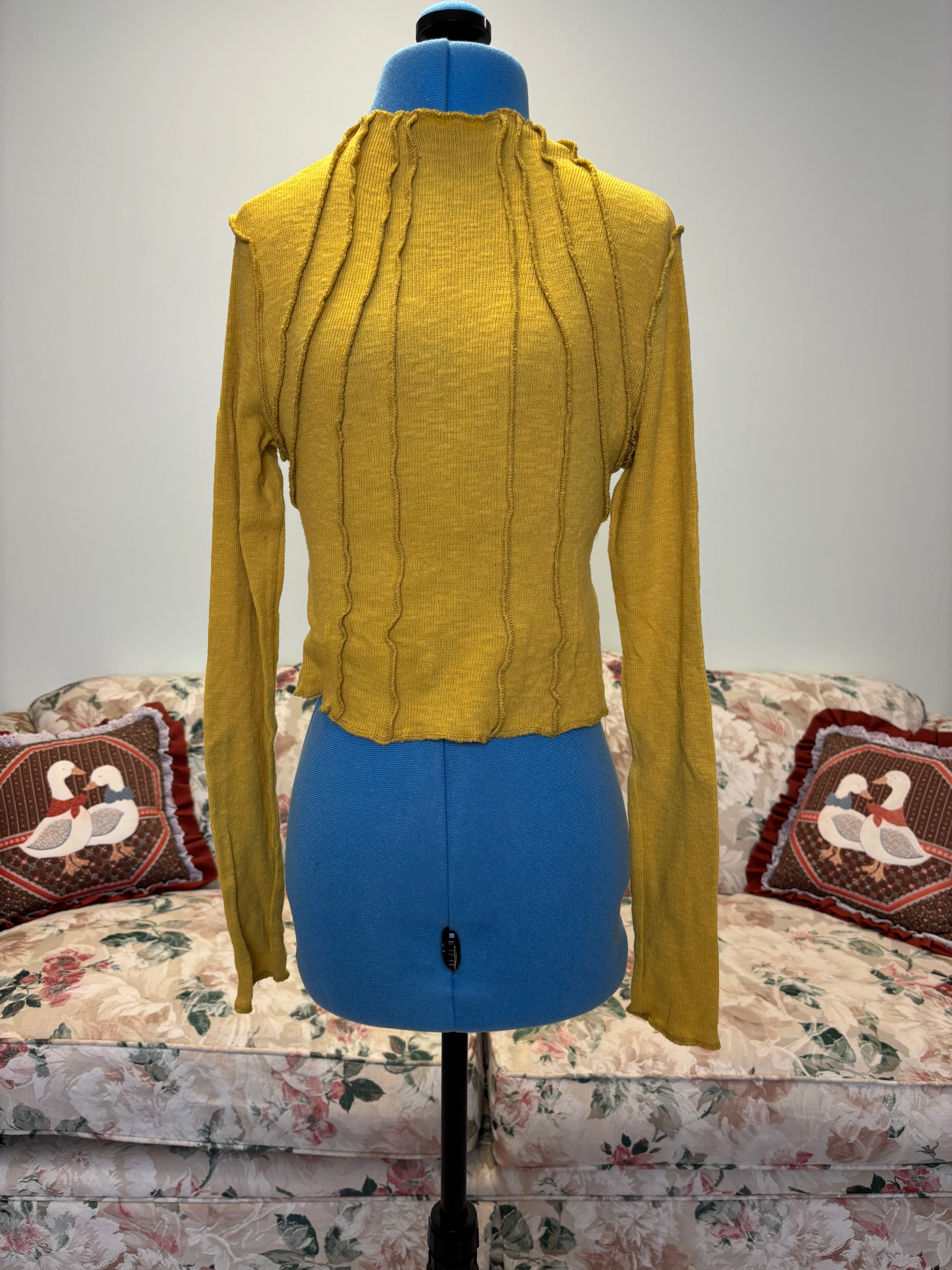 {BDG} Long Sleeve Sweater